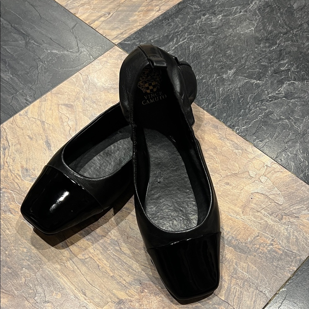 Vince Camuto Black Leather Square-Cap Ballet Flats 11W